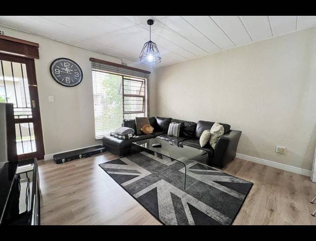 2 BEDROOM APARTMENT FOR SALE IN MORNINGSIDE